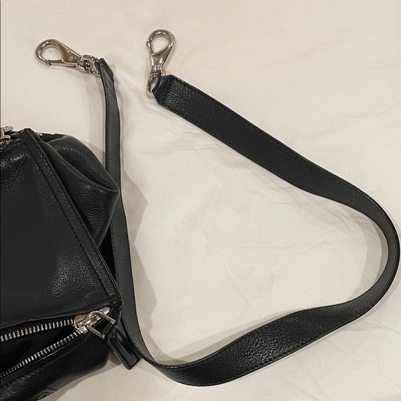 Givenchy Pyramid Bag - Picture 12 of 12